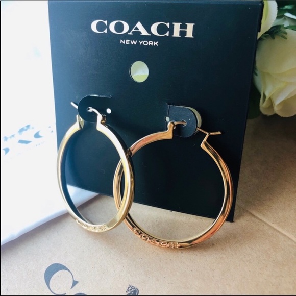 ๐ Coach gold hoop earrings - Picture 2 of 2